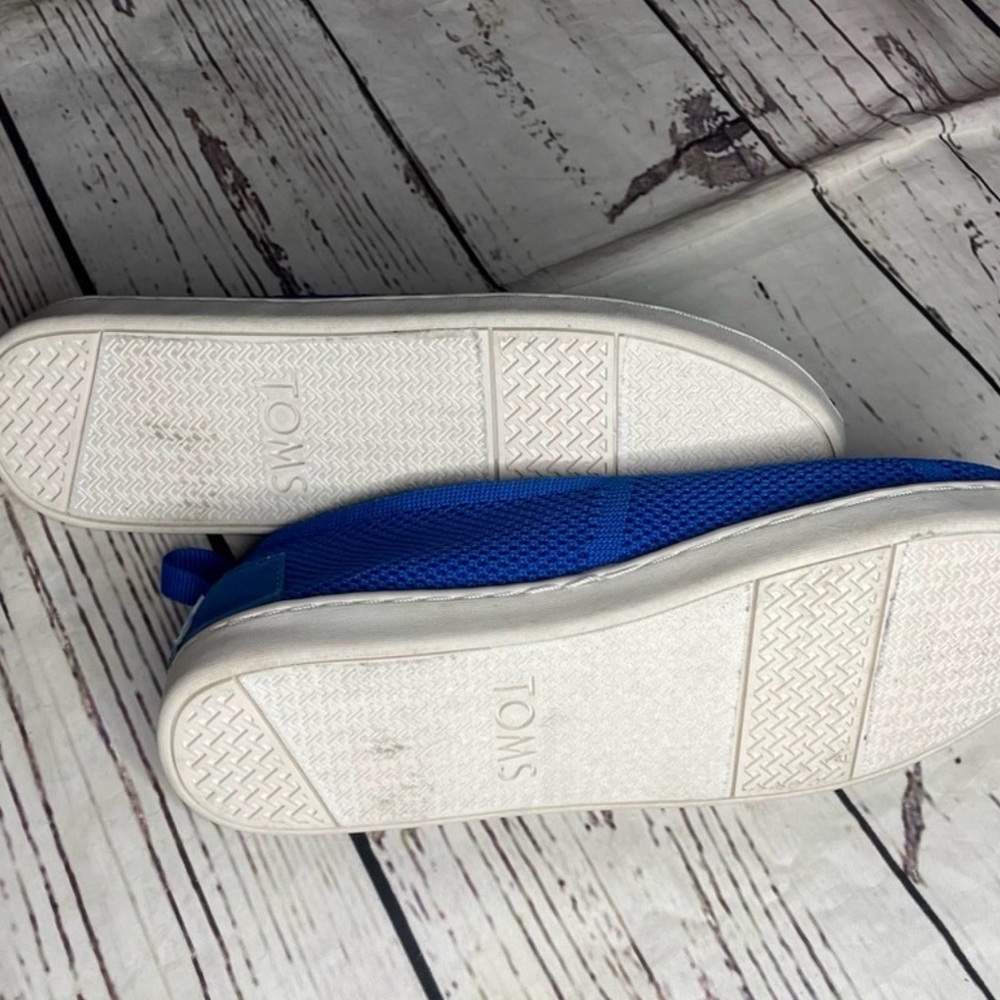 TOMS size Y3 unisex slip ons - Picture 4 of 4